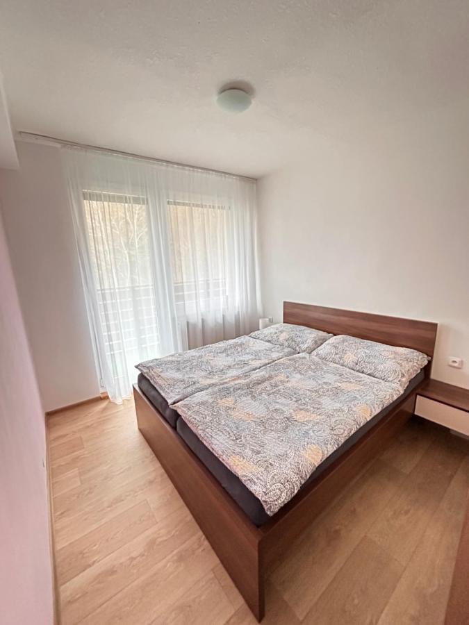Apartman Na Kraji Lesa Vsemina Екстер'єр фото